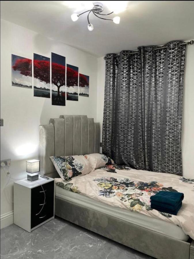 Entire 5 Star Luxury Whalley House Wifi Tv Luxury Burnley Exterior foto